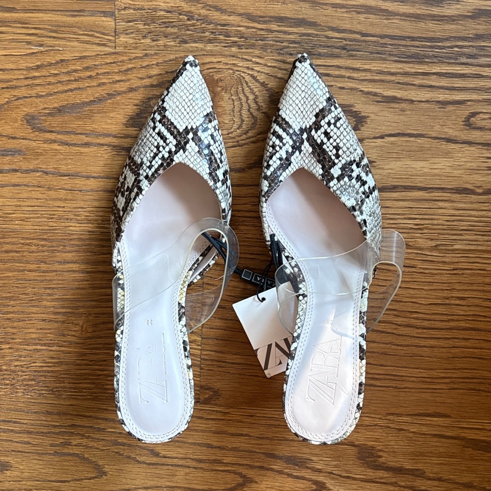 Zara Women's Black and White Snakeskin Heels